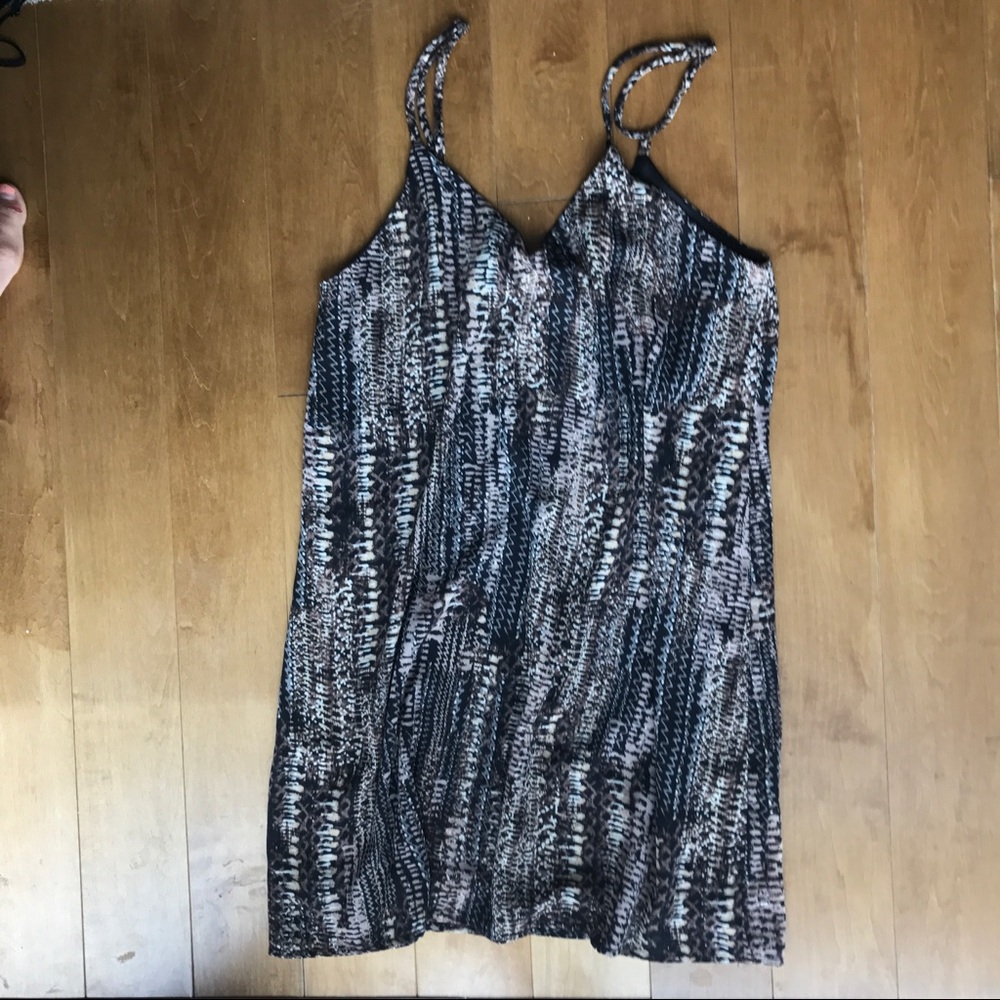 Patterned shift dress