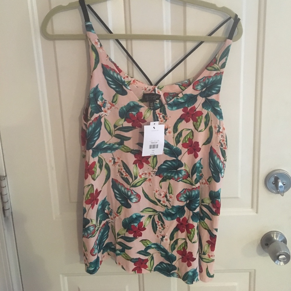 TOPSHOP Floral tank | NWT | Retail $46