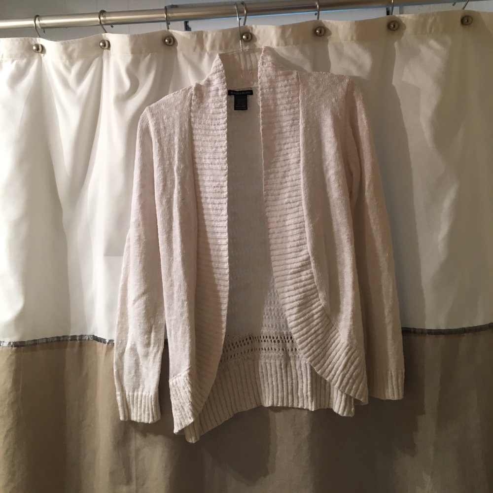 Blush & bloom white cover up size xl