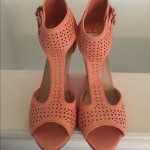 Women's wedge heels - size 9