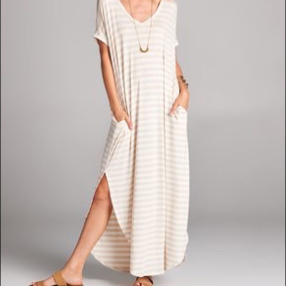 NWOT Oversized relaxed fit stripped maxi