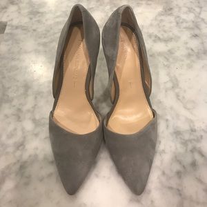 Size 5.5 Gray Suede Banana Republic D'orsay pumps