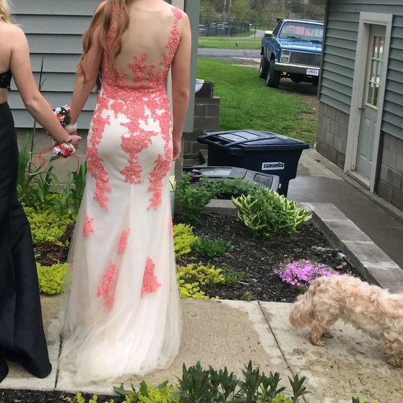 Prom dress - Picture 3 of 4