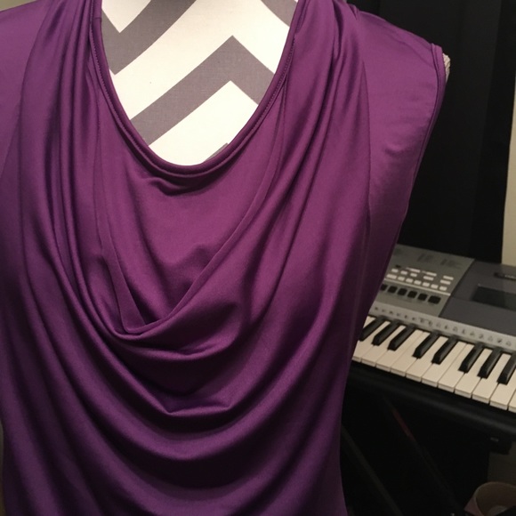 Blouse - Picture 2 of 3