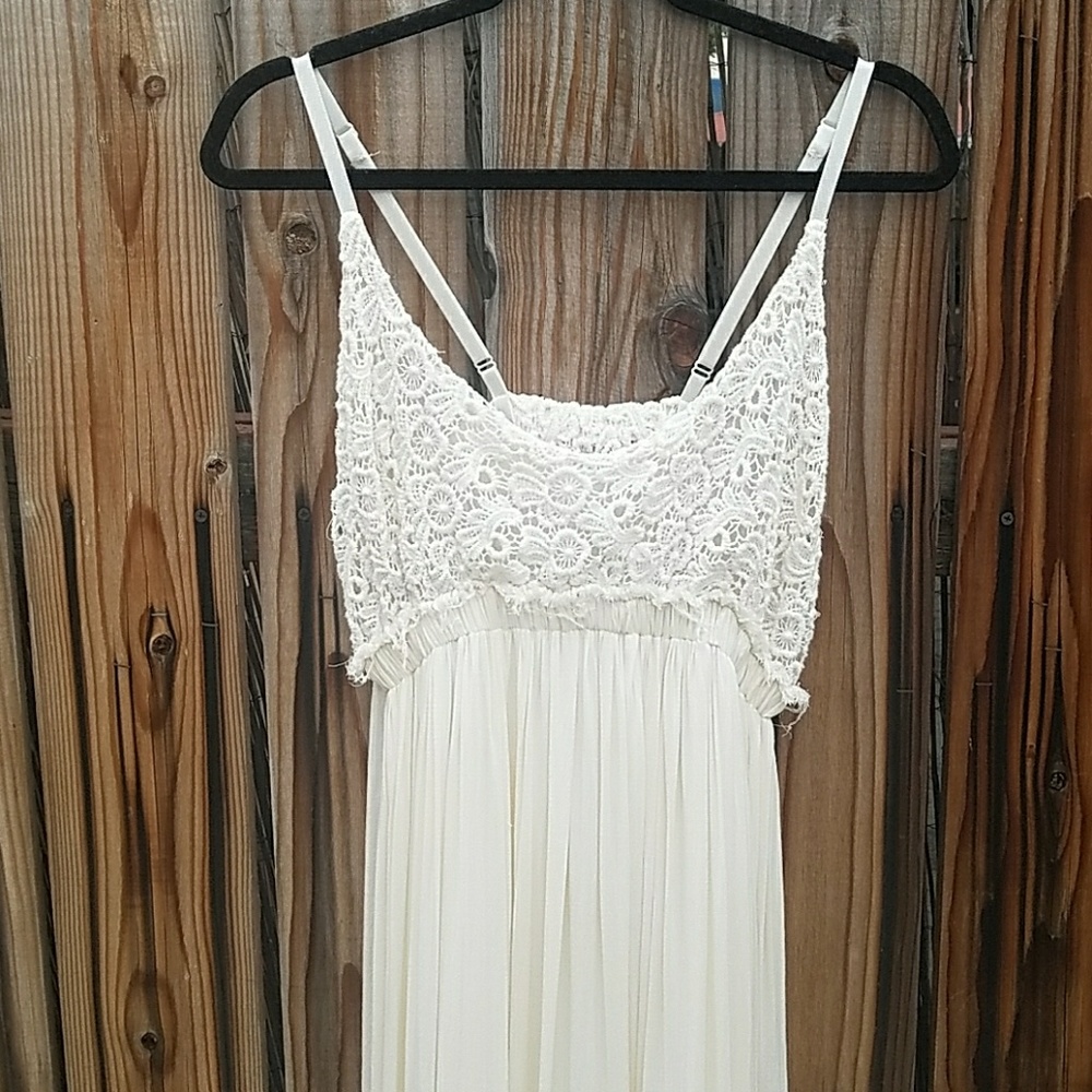 Maxi boho pearl color dress