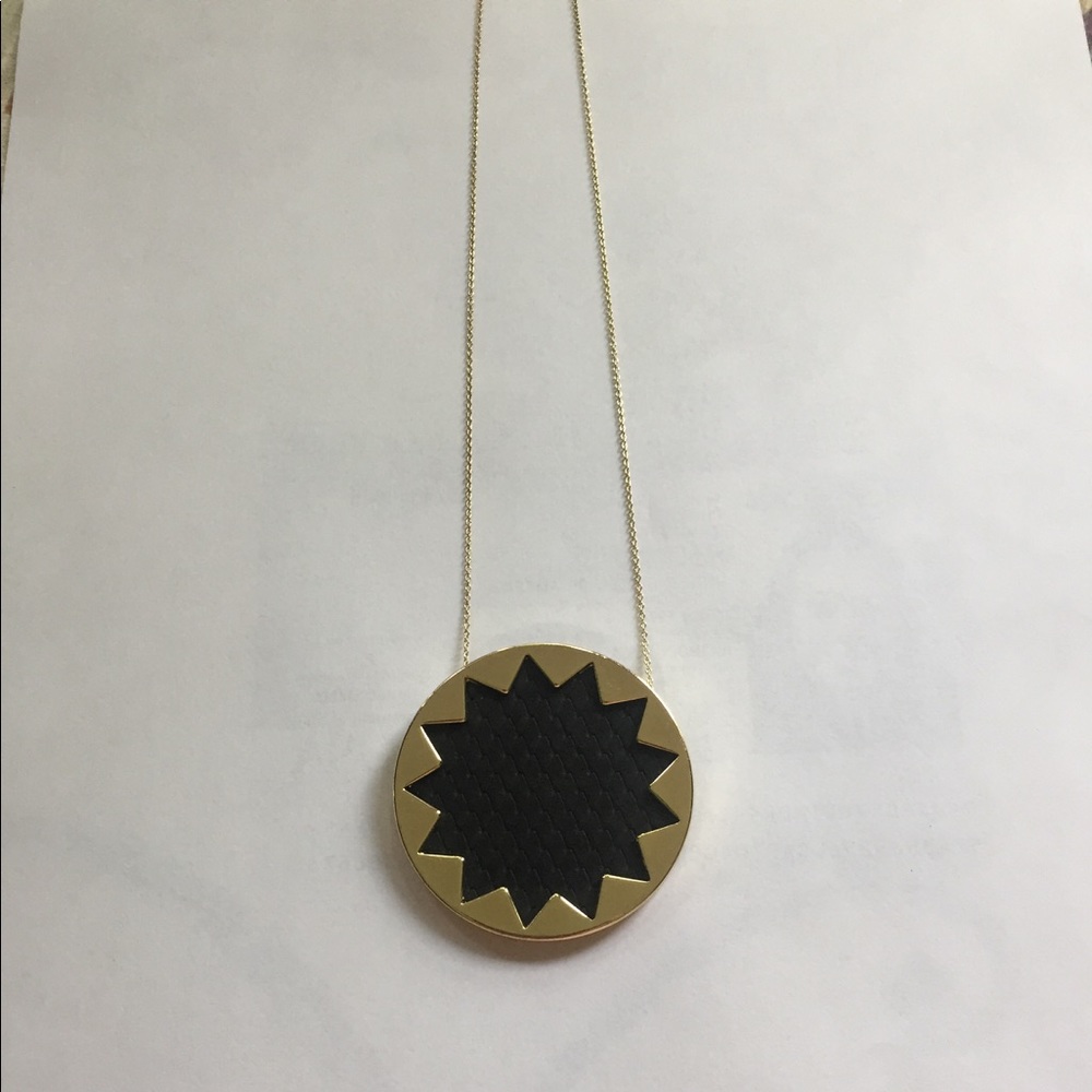 House of Harlow Starburst Pendant