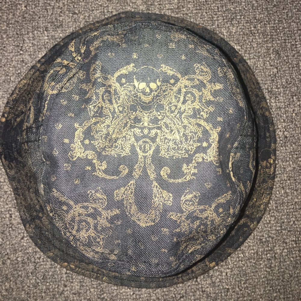 True Religion bucket hat