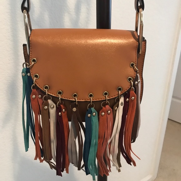 RESTOCKED 🎉HP🎉 9/13 Mini Fringe Crossbody - Picture 3 of 5