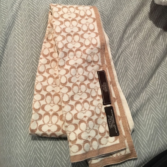 Authentic Coach Reversible Scarf - Picture 1 of 3