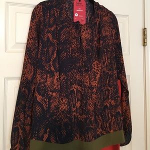 cabi Border Wrap Top (M)