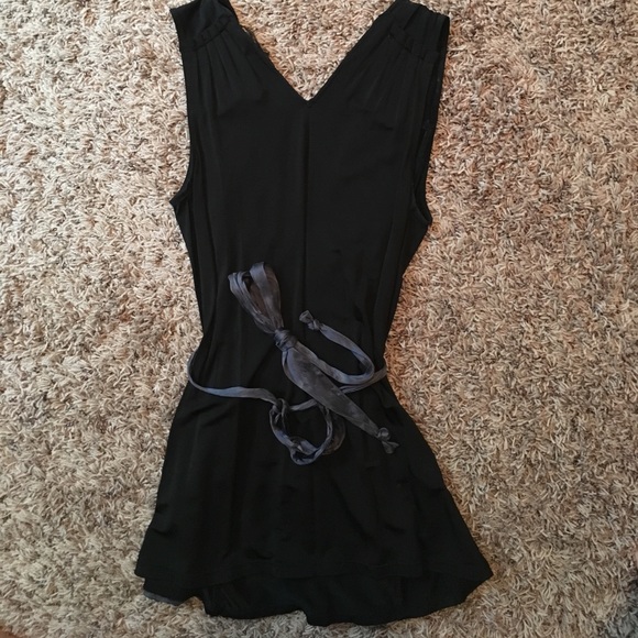 BCBG Maxazria silk top - Picture 3 of 4