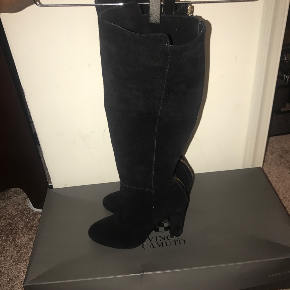 Vince Camuto black veronica boots - Picture 3 of 7
