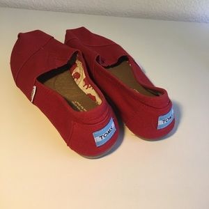 Red Toms