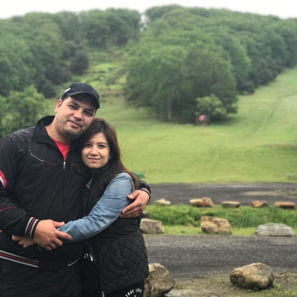 Meet your Posher, Лейла