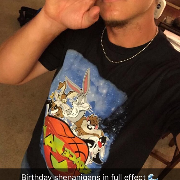 I'm a 5'6-5'7 dude lookin for clothes that fit lol - Picture 3 of 8