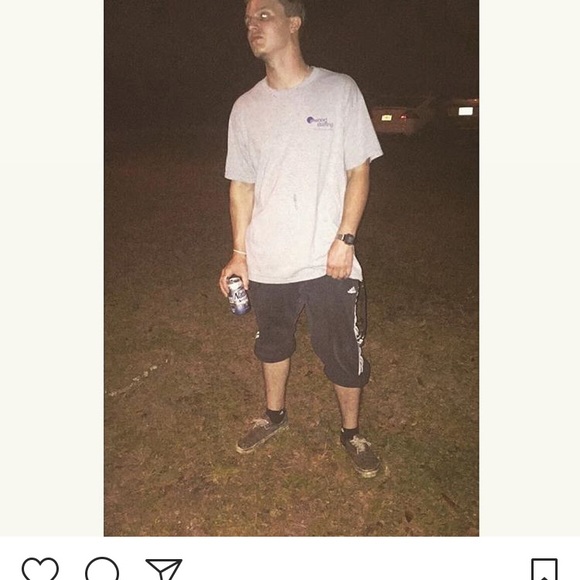 I'm a 5'6-5'7 dude lookin for clothes that fit lol - Picture 5 of 8