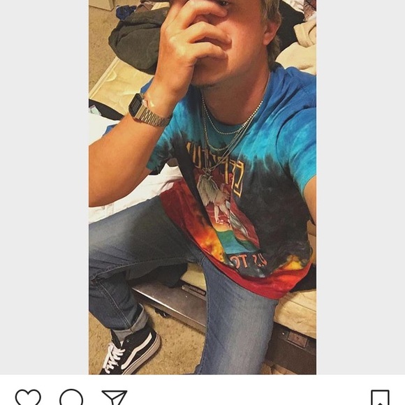 I'm a 5'6-5'7 dude lookin for clothes that fit lol - Picture 6 of 8