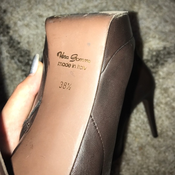 Barney's Brown Leather Platform Ankle Boots - Picture 6 of 8