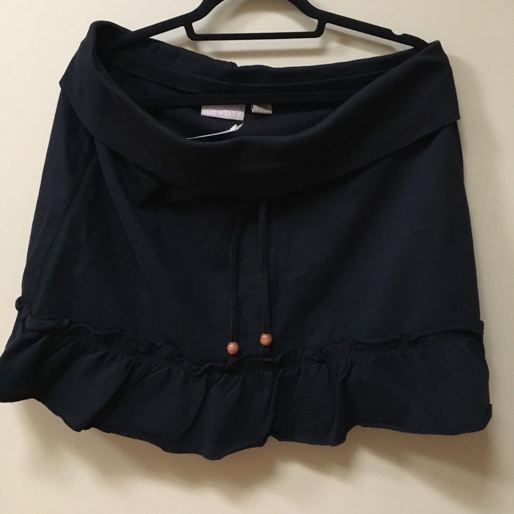 Black skirt