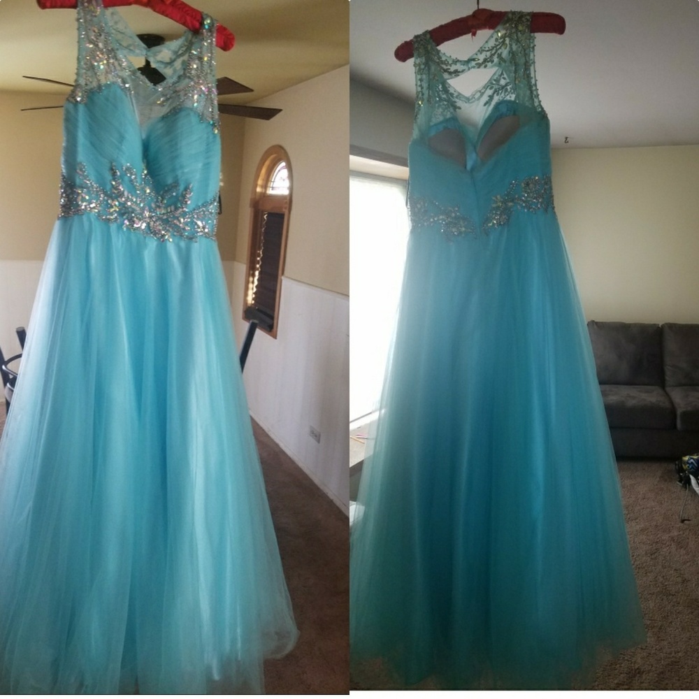 Prom dress