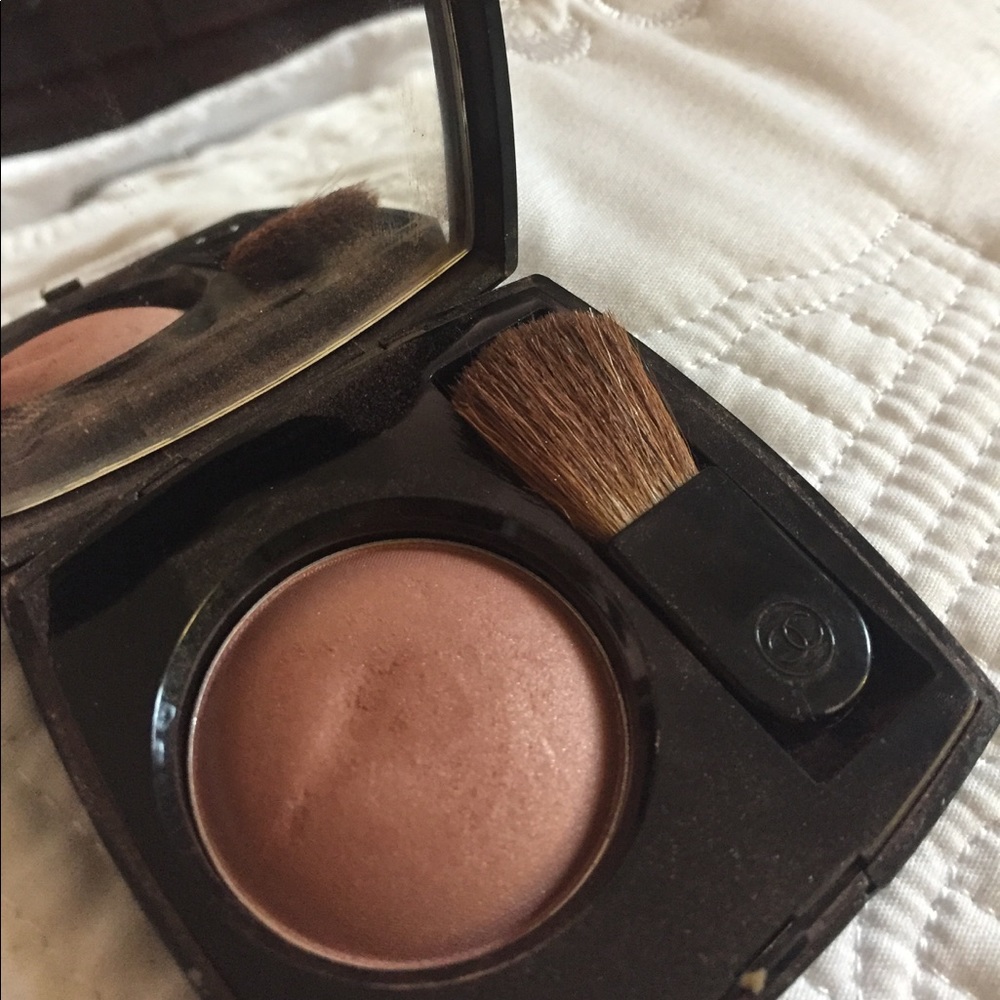 Chanel Joues Contraste Powder Blush