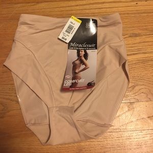 Miraclesuit Shapewear