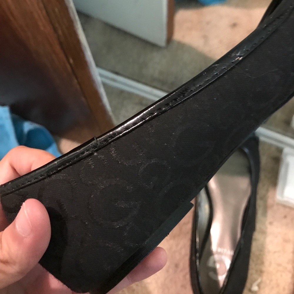 Shoes - Picture 2 of 3