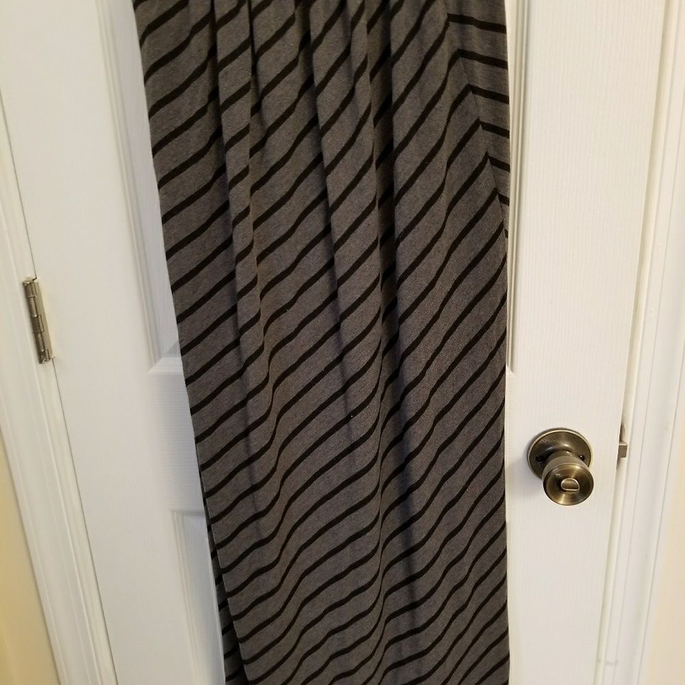 Medium black and gray maxi. Maternity