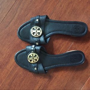 Tory Burch gold logo slides