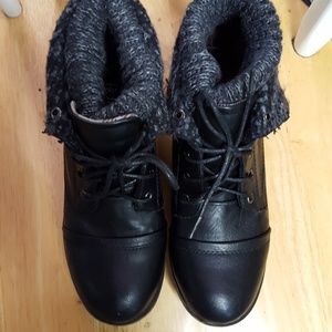 Refresh ankle boots size 71/2