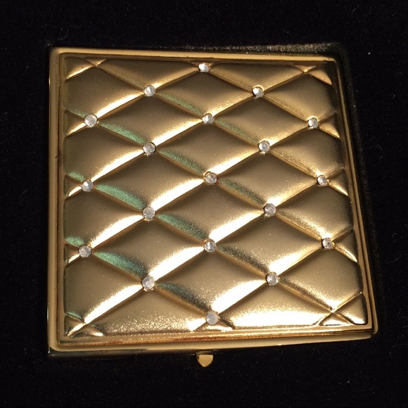 Debbie J. Palmer quilted gold dual compact - Picture 2 of 4