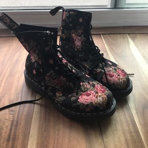 Floral Dr. Marten boots