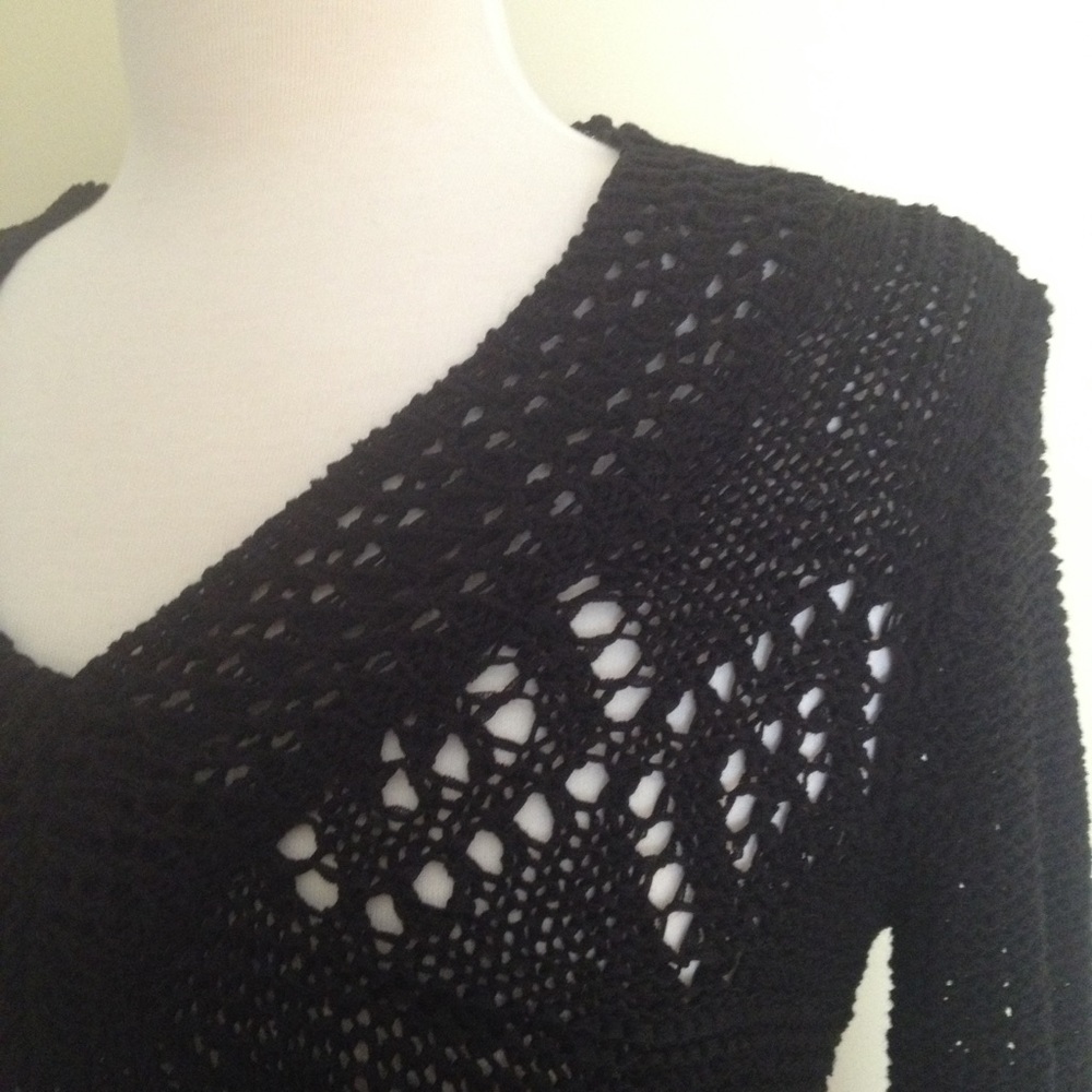 BCBG black knit crochet tunic dress sweater EUC small - Picture 3 of 8