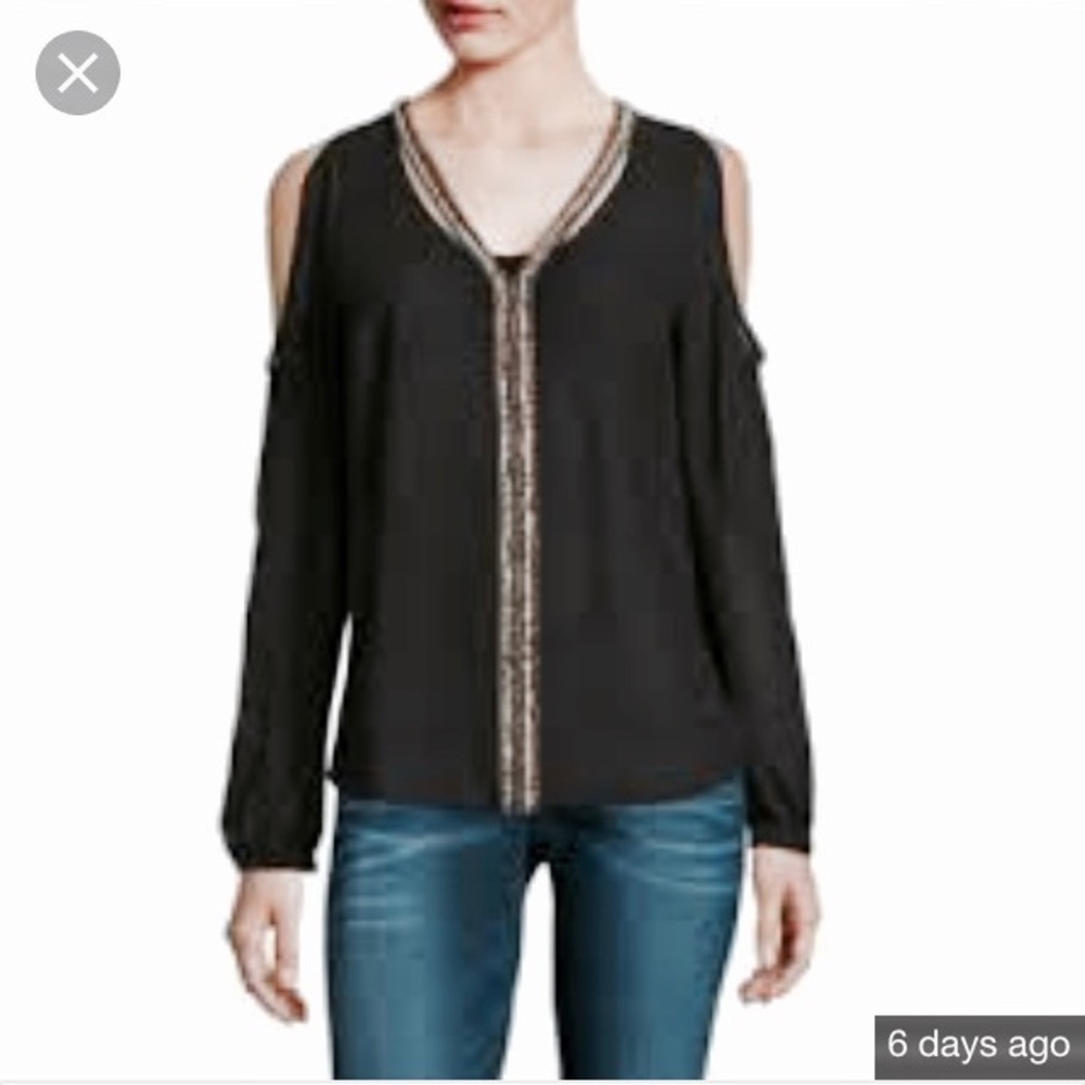 NWT Black blouse