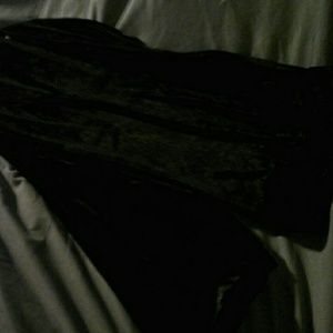 Black velveteen leggings