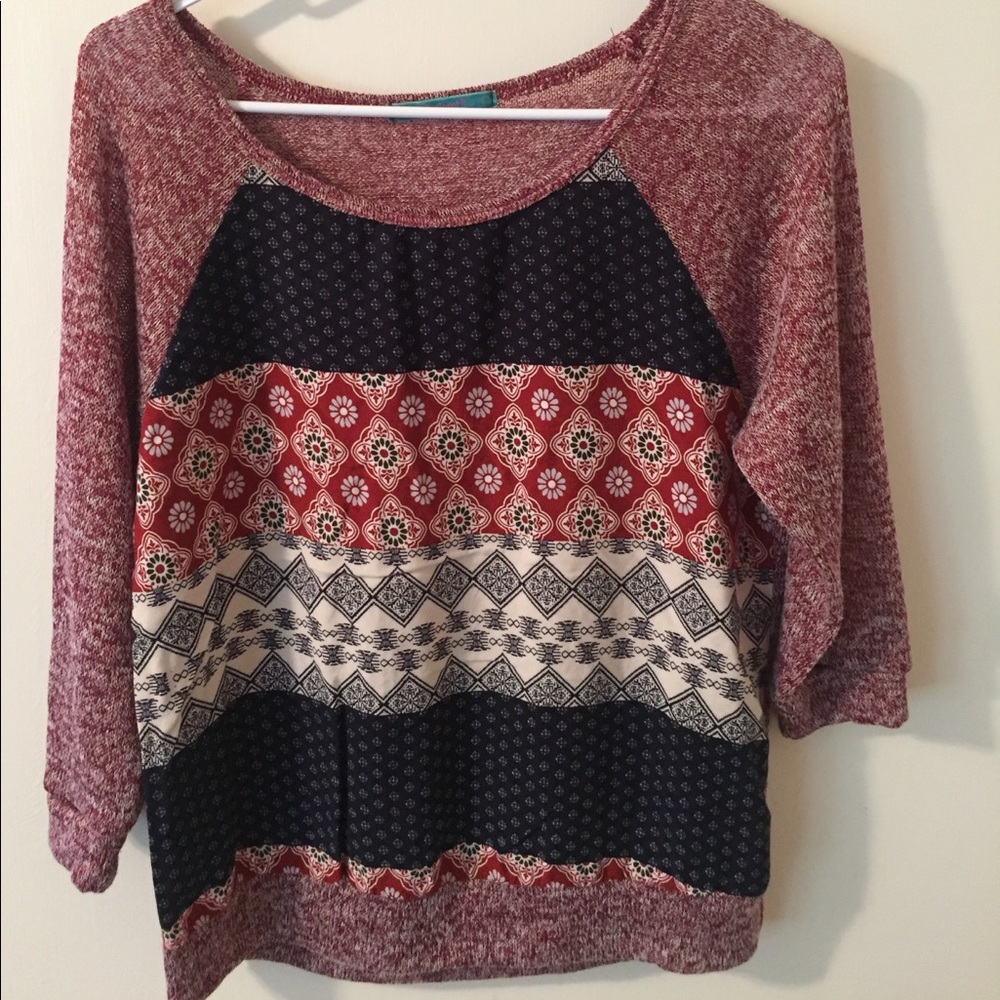 Sweater navy and burgundy