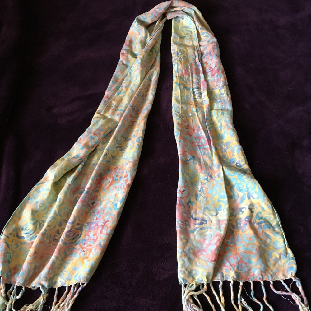 Floral fashion scarf