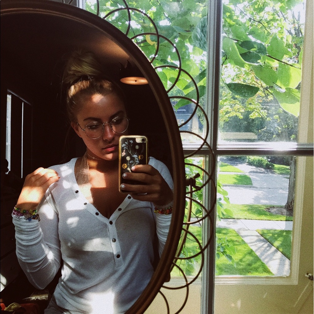 Meet your Posher, Sophia