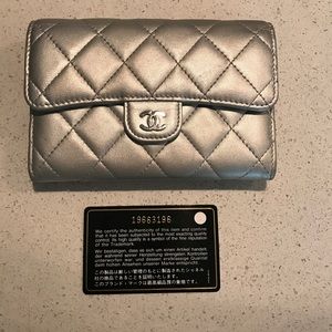 CHANEL Chanel Classic Quilted Flap Wallet