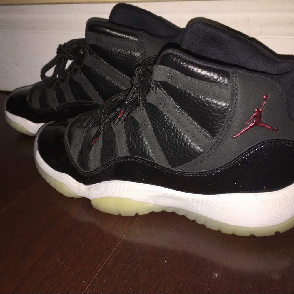Jordan 11s