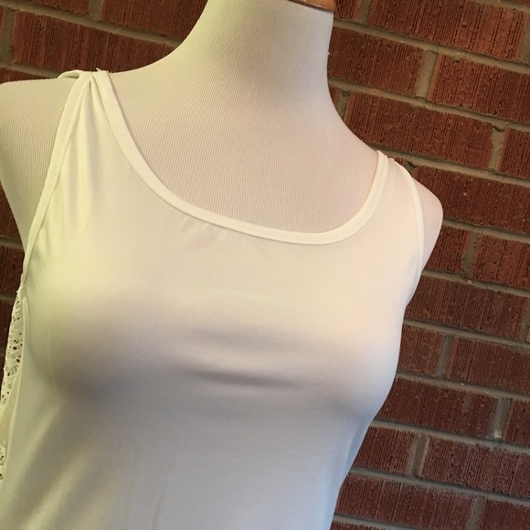 Haani white lace vertical pleated summer dress - Picture 4 of 7