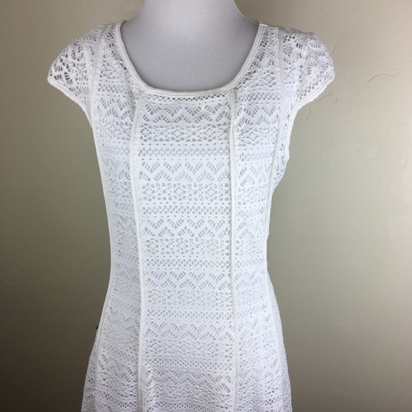 Haani white lace vertical pleated summer dress - Picture 5 of 7