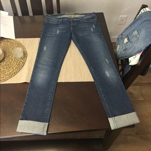 Like New Hollister Jeans (Cropped)