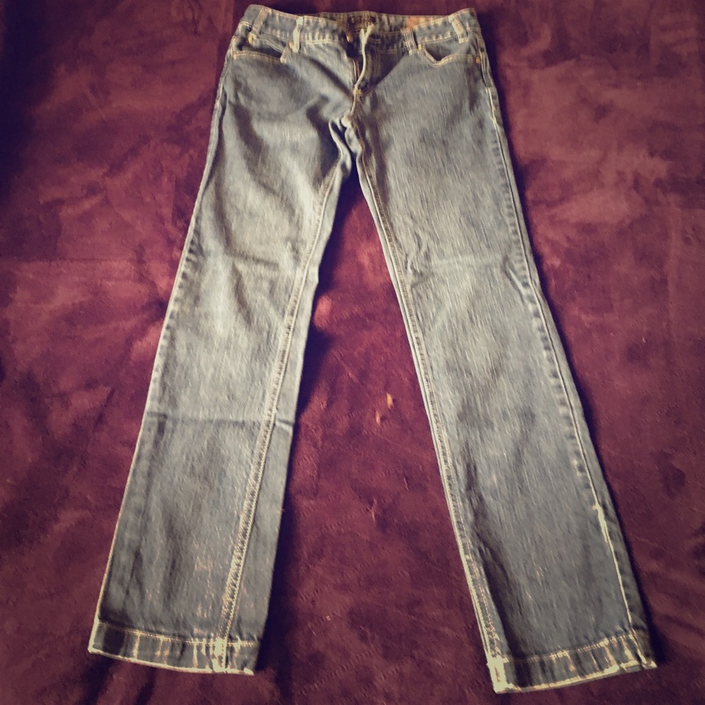 Oakley jeans size 6. Beautiful condition!