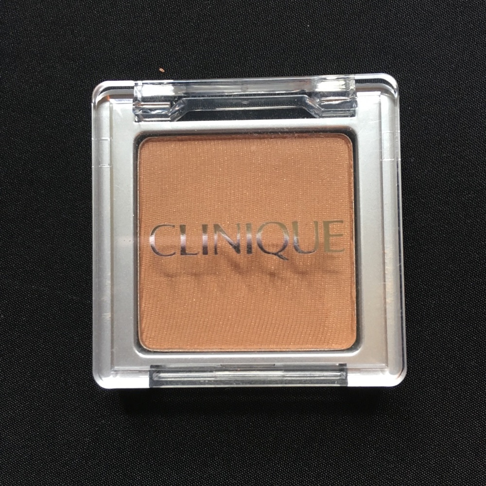 NWOT Clinique True Bronze Pressed Powder