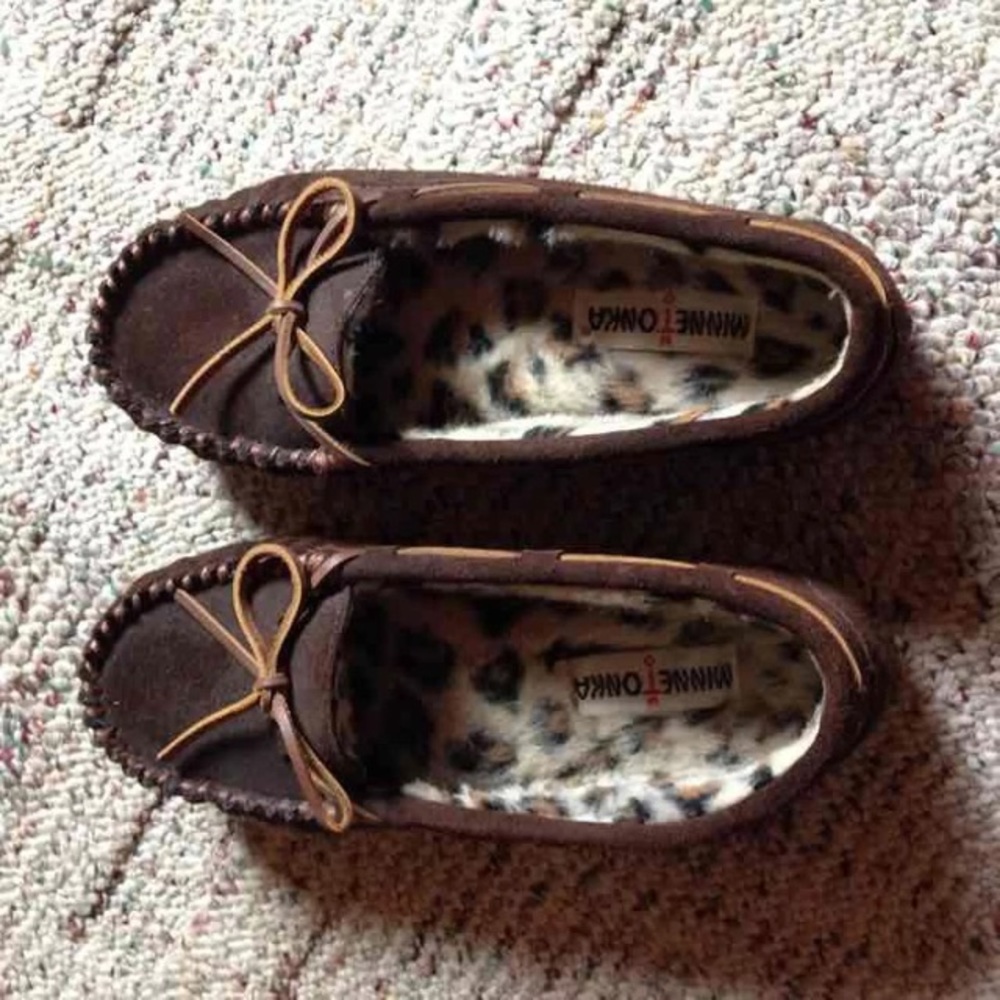 Minnetonka Fur Lined Moccasins