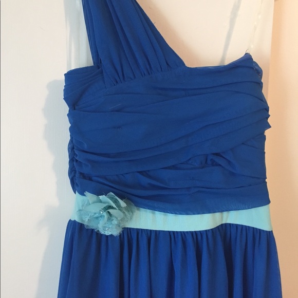 Dress - Picture 2 of 3