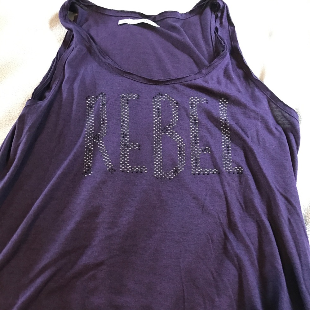 Maurice's tank top
