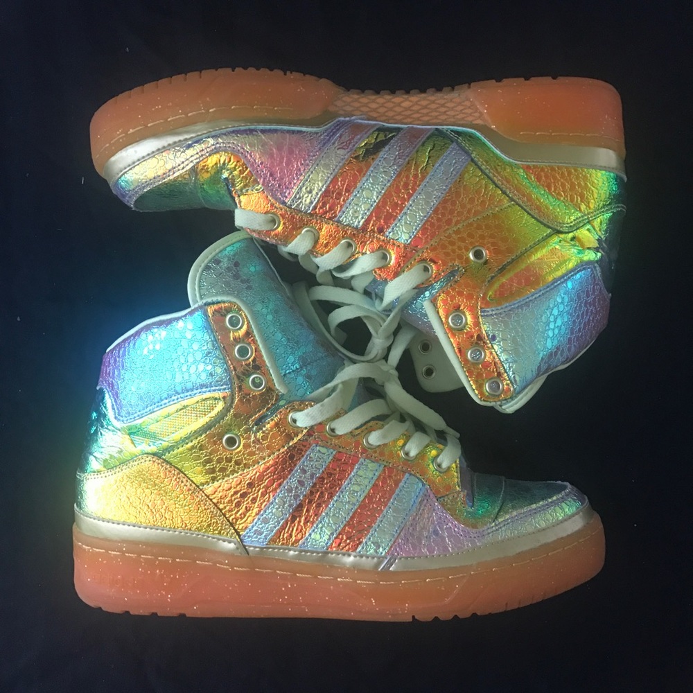Jeremy Scott Gold Wings Size 9