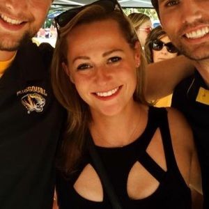 Meet your Posher, Marissa